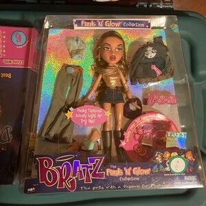 Bratz Dolls Yasmin Funk N Glow Yasmin